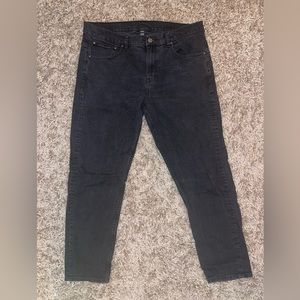 Men’s slim straight denim jeans